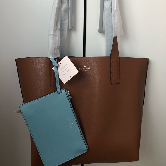 kate spade Handbags - Kate Spade Reversible Tote Bag kate spade Handbags - Kate Spade Reversible Tote Bag